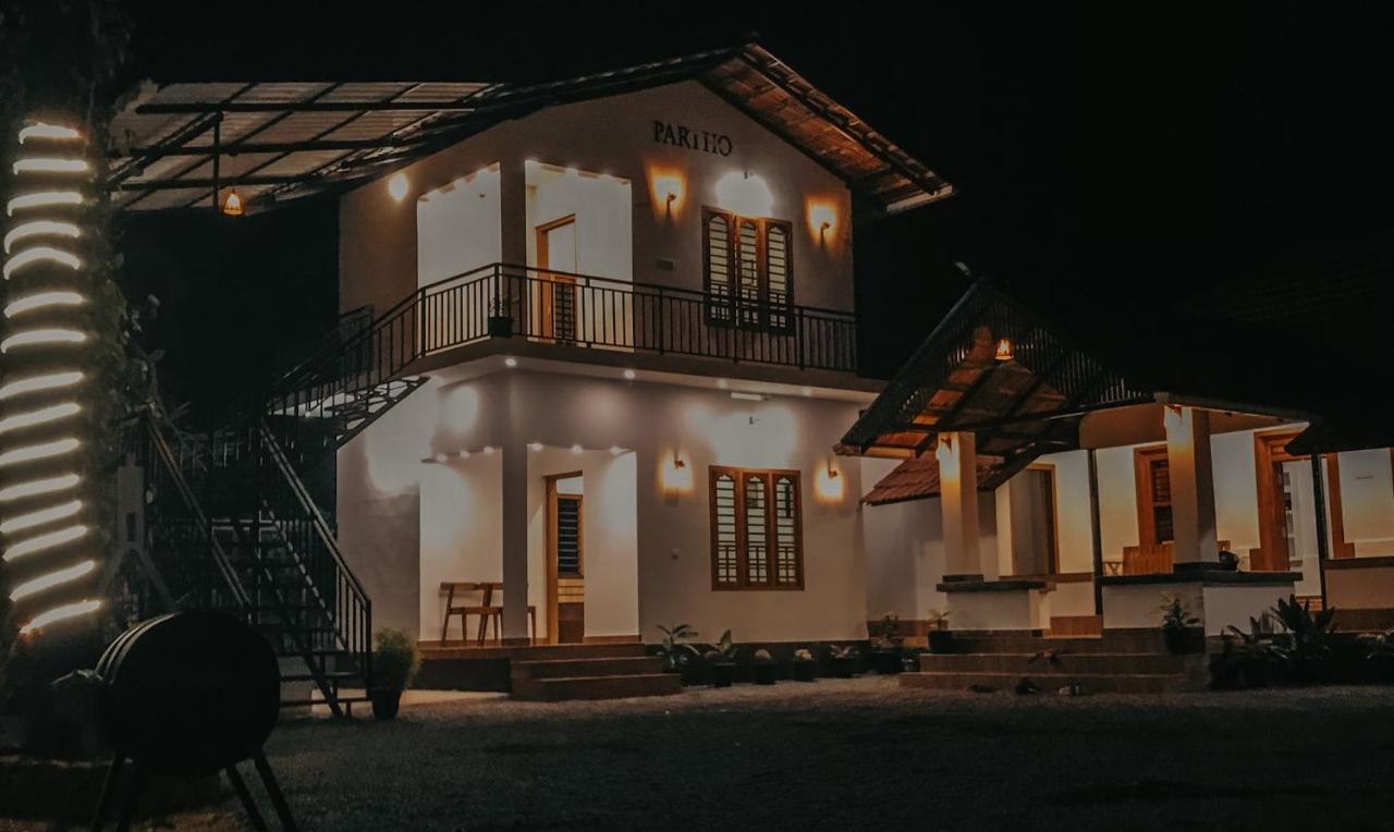 Partho Home Stay Padinjarathara Exteriör bild