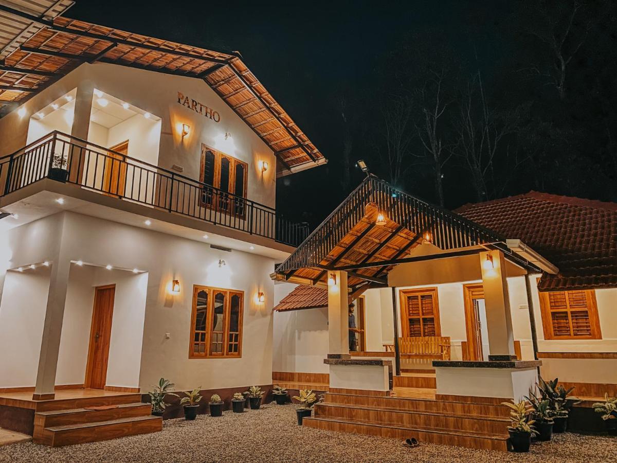 Partho Home Stay Padinjarathara Exteriör bild