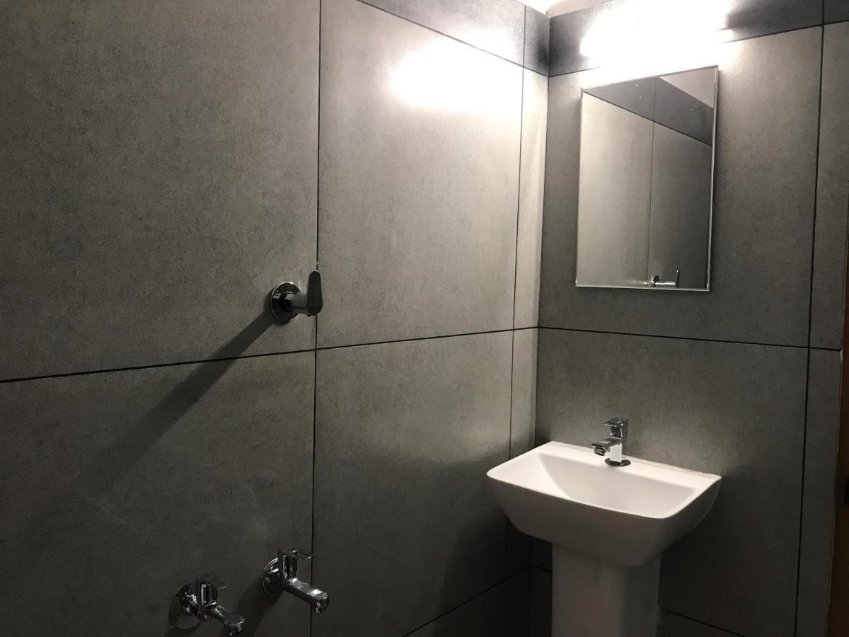 Partho Home Stay Padinjarathara Exteriör bild